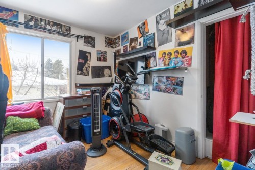 9232 86 Street, Edmonton, AB - Indoor