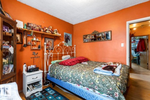 9236 86 Street, Edmonton, AB - Indoor Photo Showing Bedroom
