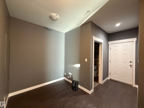 611 11425 105 Avenue, Edmonton, AB - Indoor Photo Showing Other Room
