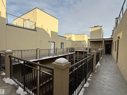 611 11425 105 Avenue, Edmonton, AB - Outdoor With Exterior