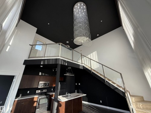 611 11425 105 Avenue, Edmonton, AB - Indoor Photo Showing Other Room