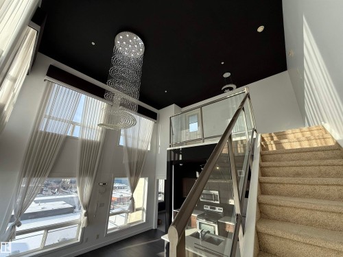 611 11425 105 Avenue, Edmonton, AB - Indoor Photo Showing Other Room