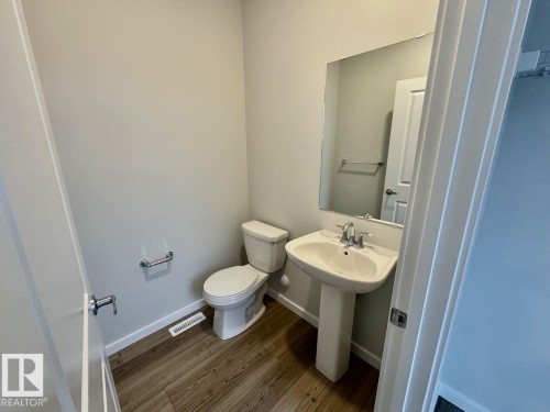 126 Stiles Bend, Leduc, AB - Indoor Photo Showing Bathroom