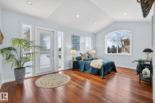 9714 87 Street, Edmonton, AB - Indoor