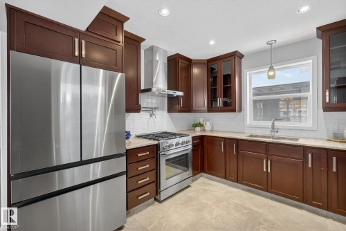 9714 87 Street, Edmonton, AB - Indoor Photo Showing Kitchen With Upgraded Kitchen