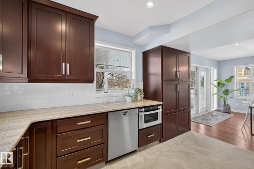 9714 87 Street, Edmonton, AB - Indoor Photo Showing Kitchen