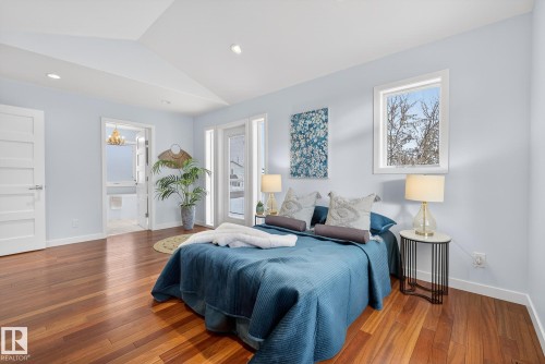 9714 87 Street, Edmonton, AB - Indoor Photo Showing Bedroom