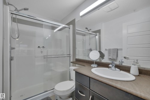 264 11517 Ellerslie Road, Edmonton, AB - Indoor Photo Showing Bathroom