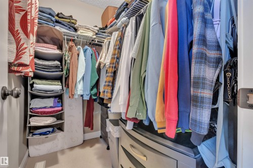 3131 14 Avenue, Edmonton, AB - Indoor With Storage