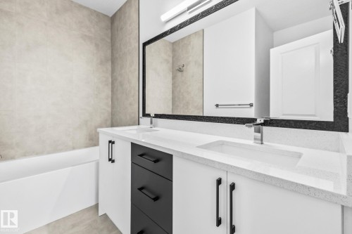 65 Ficus Way, Fort Saskatchewan, AB - Indoor Photo Showing Bathroom