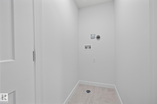 206 Starling, Fort Saskatchewan, AB - Indoor Photo Showing Other Room