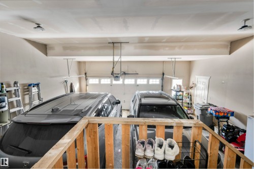 6014 60 Street, Beaumont, AB - Indoor Photo Showing Garage