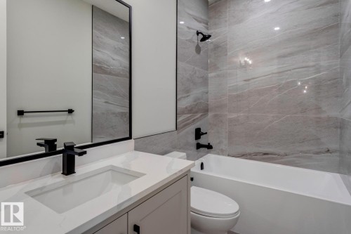 3612 Triomphe Boulevard, Beaumont, AB - Indoor Photo Showing Bathroom