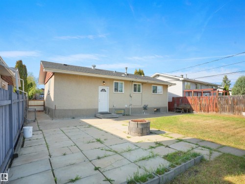 9815 159 Street, Edmonton, AB - Outdoor