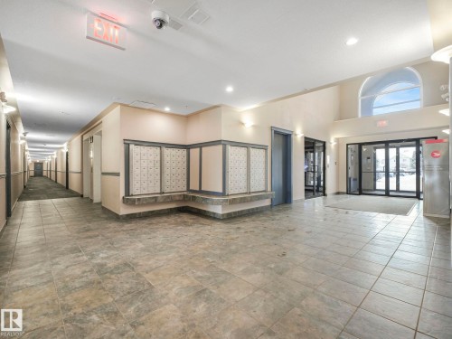 210 245 Edwards Drive, Edmonton, AB - Indoor Photo Showing Other Room