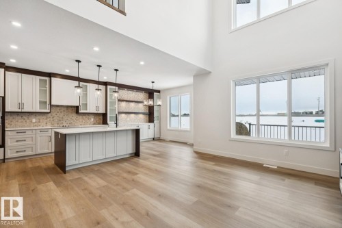 6269 19 Street, Rural Leduc County, AB - Indoor Photo Showing Kitchen