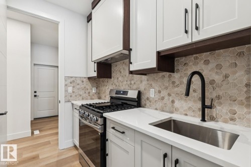 6269 19 Street, Rural Leduc County, AB - Indoor Photo Showing Kitchen With Upgraded Kitchen