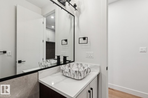 6269 19 Street, Rural Leduc County, AB - Indoor