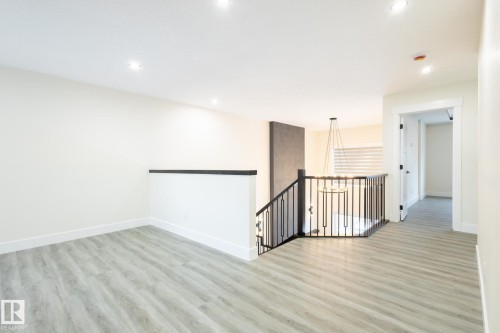 106 Edgefield Way Nw, St. Albert, AB - Indoor Photo Showing Other Room