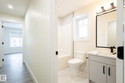 106 Edgefield Way Nw, St. Albert, AB - Indoor Photo Showing Bathroom