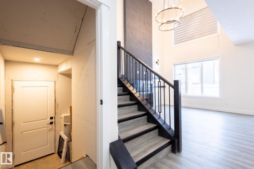 106 Edgefield Way Nw, St. Albert, AB - Indoor Photo Showing Other Room