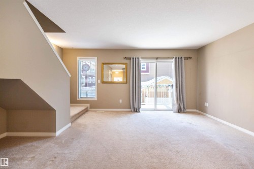 1615 Towne Centre Boulevard, Edmonton, AB - Indoor Photo Showing Other Room