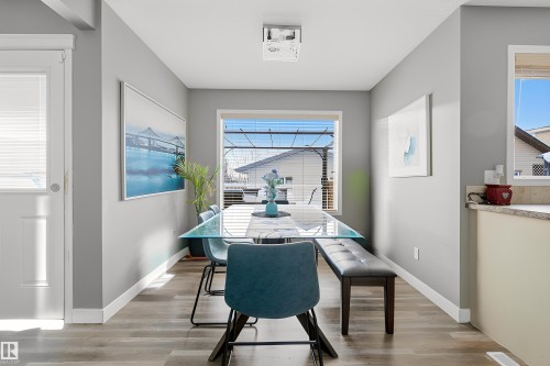 5851 Sutter Place, Edmonton, AB - Indoor Photo Showing Dining Room