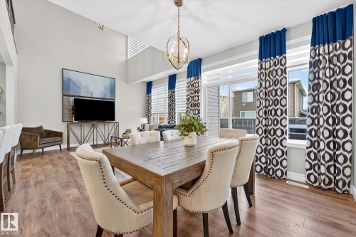 1212 Cy Becker Road, Edmonton, AB - Indoor Photo Showing Dining Room
