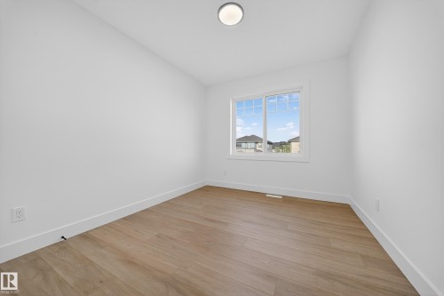 472 Roberts Crescent, Leduc, AB - Indoor Photo Showing Other Room