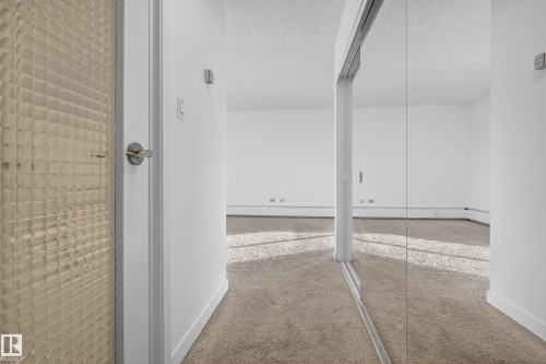 1901 10011 123 Street, Edmonton, AB - Indoor