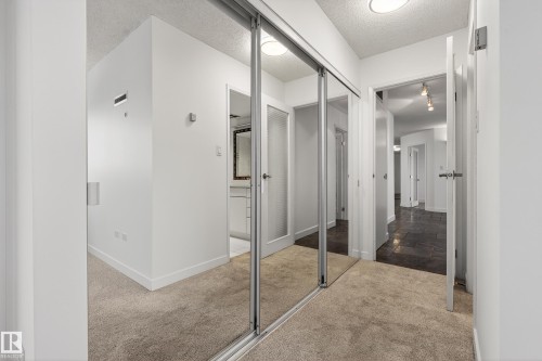 1901 10011 123 Street, Edmonton, AB - Indoor Photo Showing Other Room