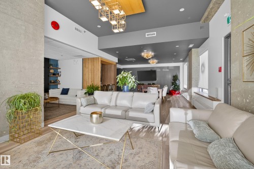 1901 10011 123 Street, Edmonton, AB - Indoor Photo Showing Living Room