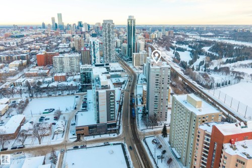 1901 10011 123 Street, Edmonton, AB - Outdoor With View
