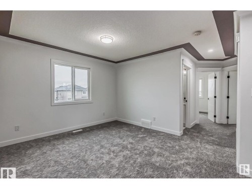 1703 152 Avenue, Edmonton, AB - Indoor Photo Showing Other Room