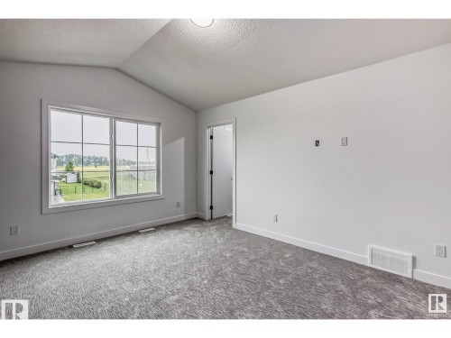 1703 152 Avenue, Edmonton, AB - Indoor Photo Showing Other Room