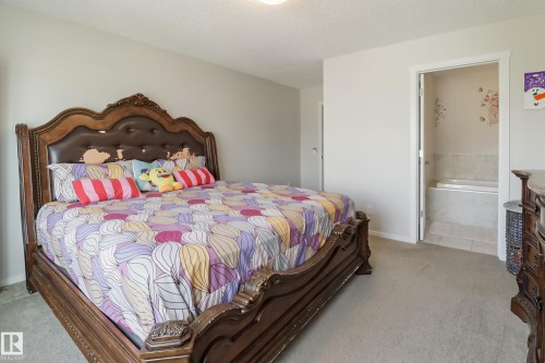 1404 29 Street, Edmonton, AB - Indoor Photo Showing Bedroom