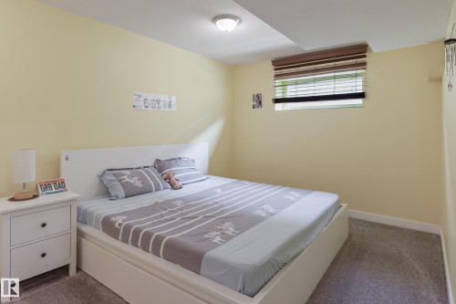 1404 29 Street, Edmonton, AB - Indoor Photo Showing Bedroom
