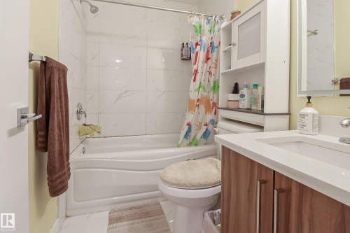 1404 29 Street, Edmonton, AB - Indoor Photo Showing Bathroom