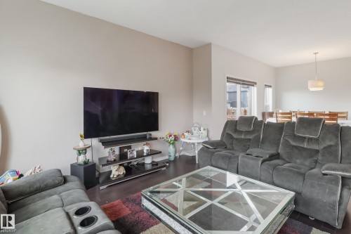 1404 29 Street, Edmonton, AB - Indoor Photo Showing Living Room