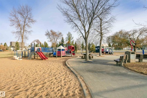 4436 117 Street, Edmonton, AB - Outdoor