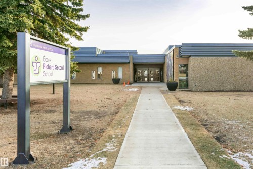 4436 117 Street, Edmonton, AB - Outdoor