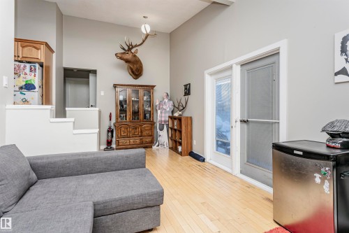 4436 117 Street, Edmonton, AB - Indoor