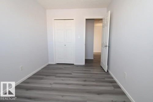 7 451 Hyndman Crescent, Edmonton, AB - Indoor Photo Showing Other Room