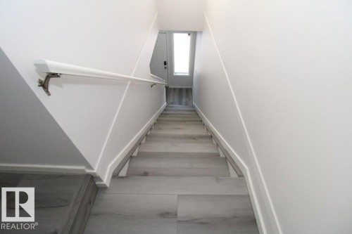 7 451 Hyndman Crescent, Edmonton, AB - Indoor Photo Showing Other Room