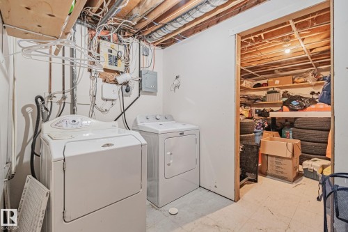 21 Lundy Park Road, Stony Plain, AB - Indoor Photo Showing Laundry Room