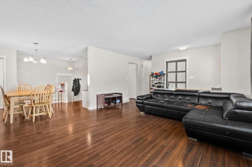 21 Lundy Park Road, Stony Plain, AB - Indoor