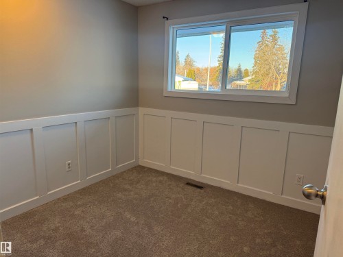 21 Lundy Park Road, Stony Plain, AB - Indoor Photo Showing Other Room