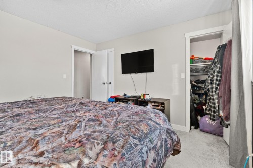 21 Lundy Park Road, Stony Plain, AB - Indoor Photo Showing Bedroom
