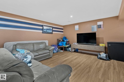 21 Lundy Park Road, Stony Plain, AB - Indoor Photo Showing Other Room