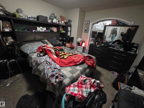 110 Meridian Loop, Stony Plain, AB - Indoor Photo Showing Bedroom